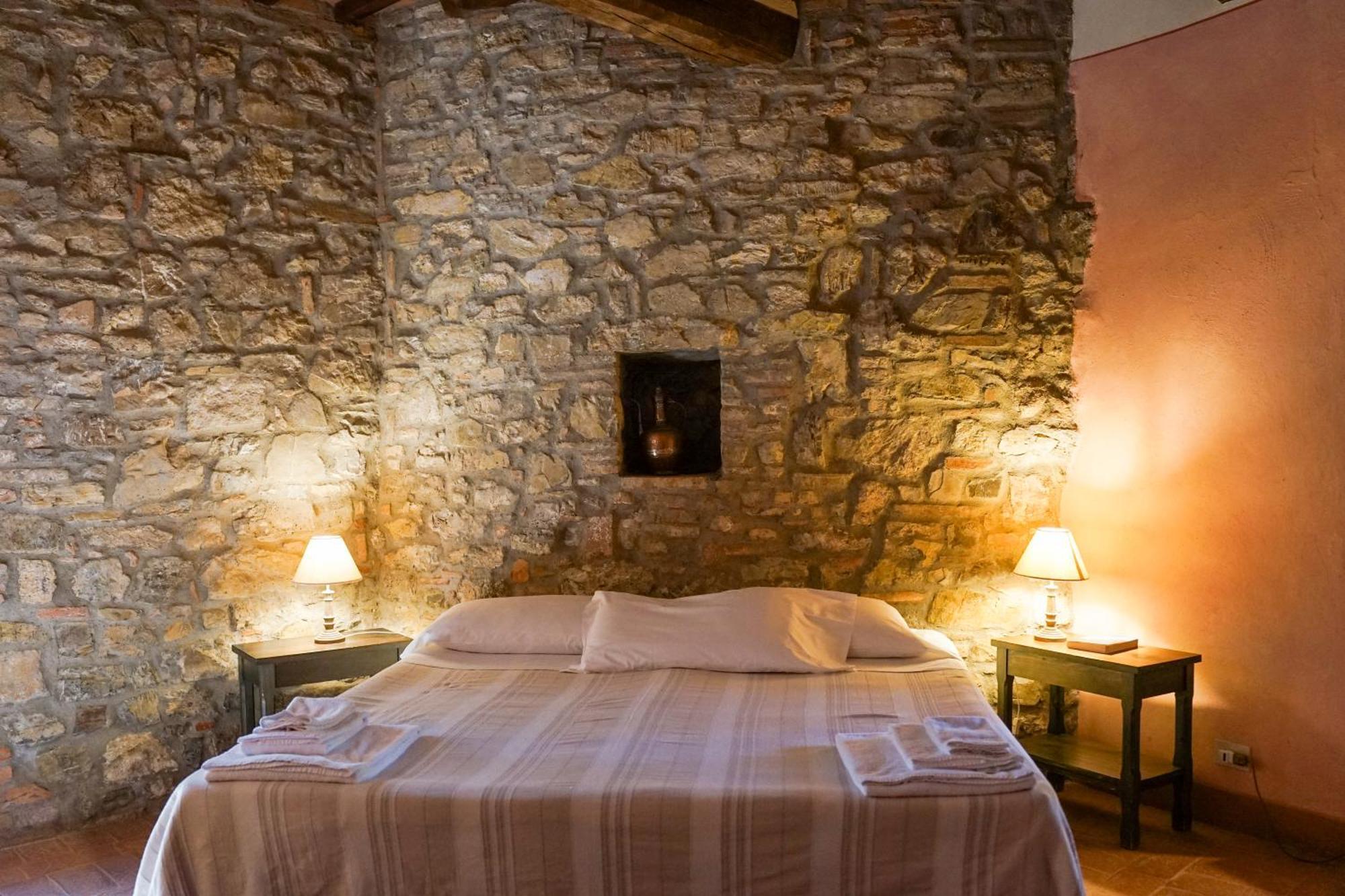 Borgo Di Camporsevoli Villa Eksteriør billede